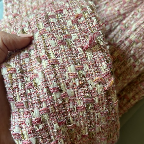 Neiman Marcus Tweed pink blazer - Picture 11 of 11